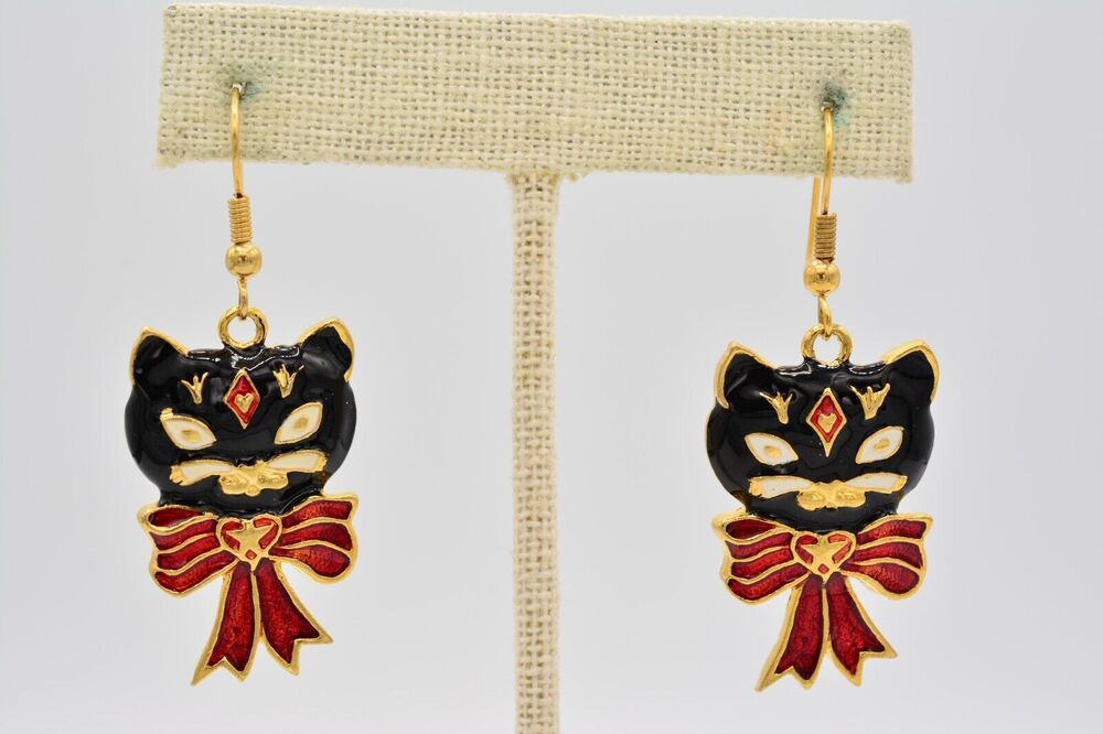 Vintage Black Cat Earrings Red Bow Enamel Dangle Gold Animated NOS 1980s BinA6
